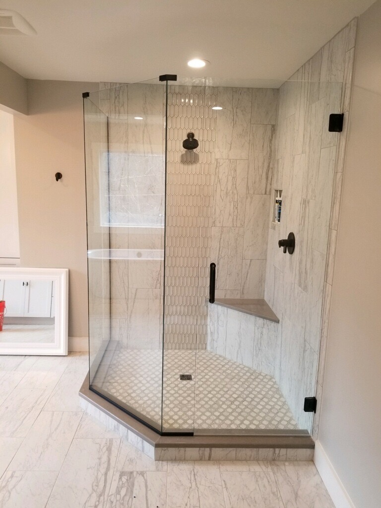 https://theshowerdoorspecialists.com/2020site/wp-content/uploads/2020/05/4512_NeoAngle.jpg